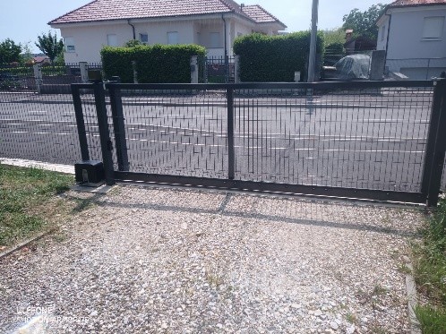 Klizna dvorišna vrata s automatikom