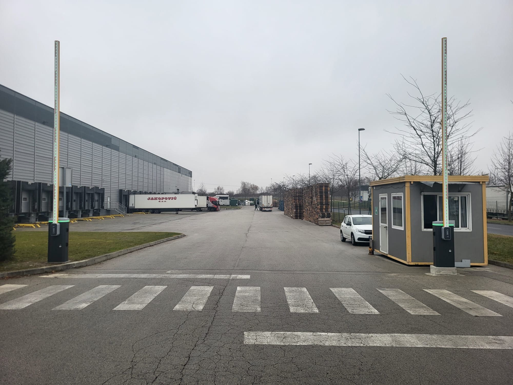 CAME parkirne rampe na ulazu u logističko-distribucijski centar